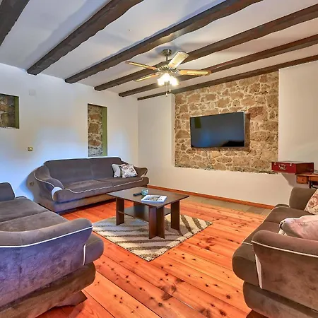 Luxurious In Prázdninový dům Biograd Na Moru